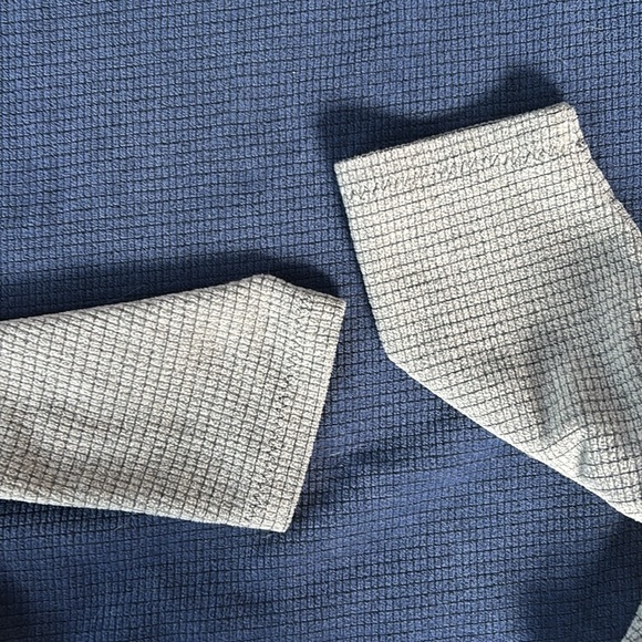 Melanzana Blue and Gray Crewneck Women’s Medium - Picture 8 of 10